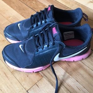 nike with memory foam insole